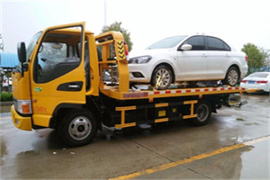 扬中附近拖车救援24小时服务热线